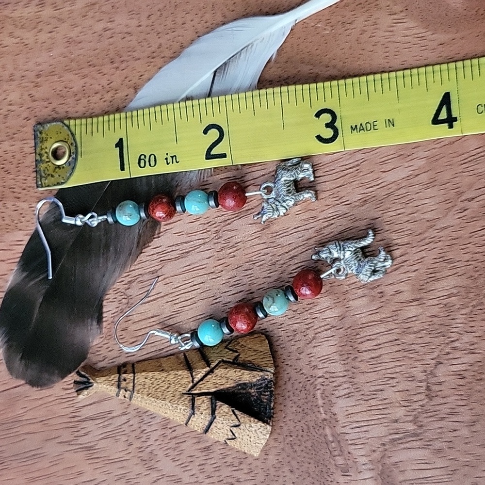 Southwestern Red Apple Coral Turquoise Hematite Silver Wolf Charm Earrings Boho - Picture 4 of 4
